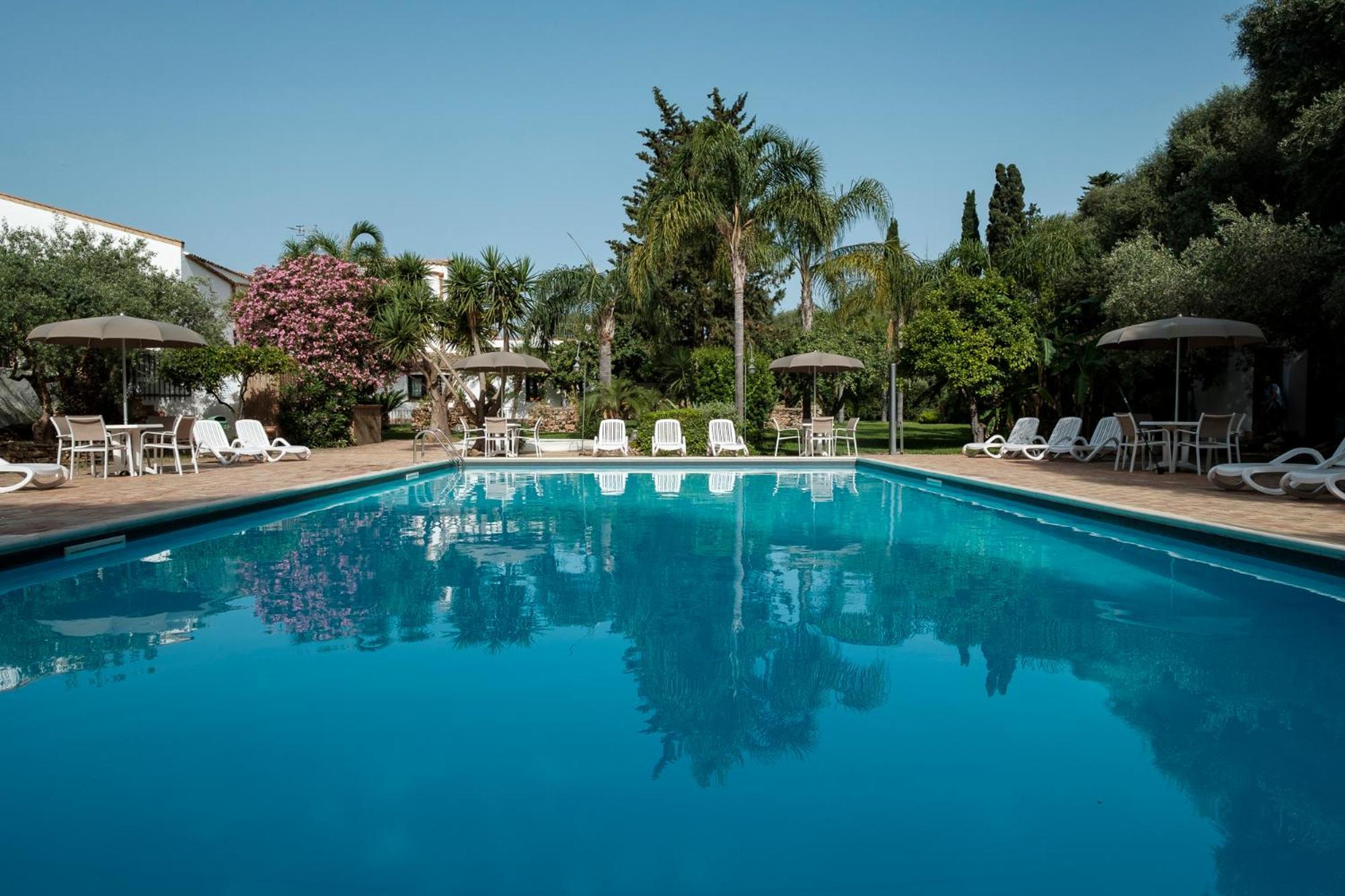 กาเซ ดี ลาโตมี Hotel Castelvetrano ภายนอก รูปภาพ