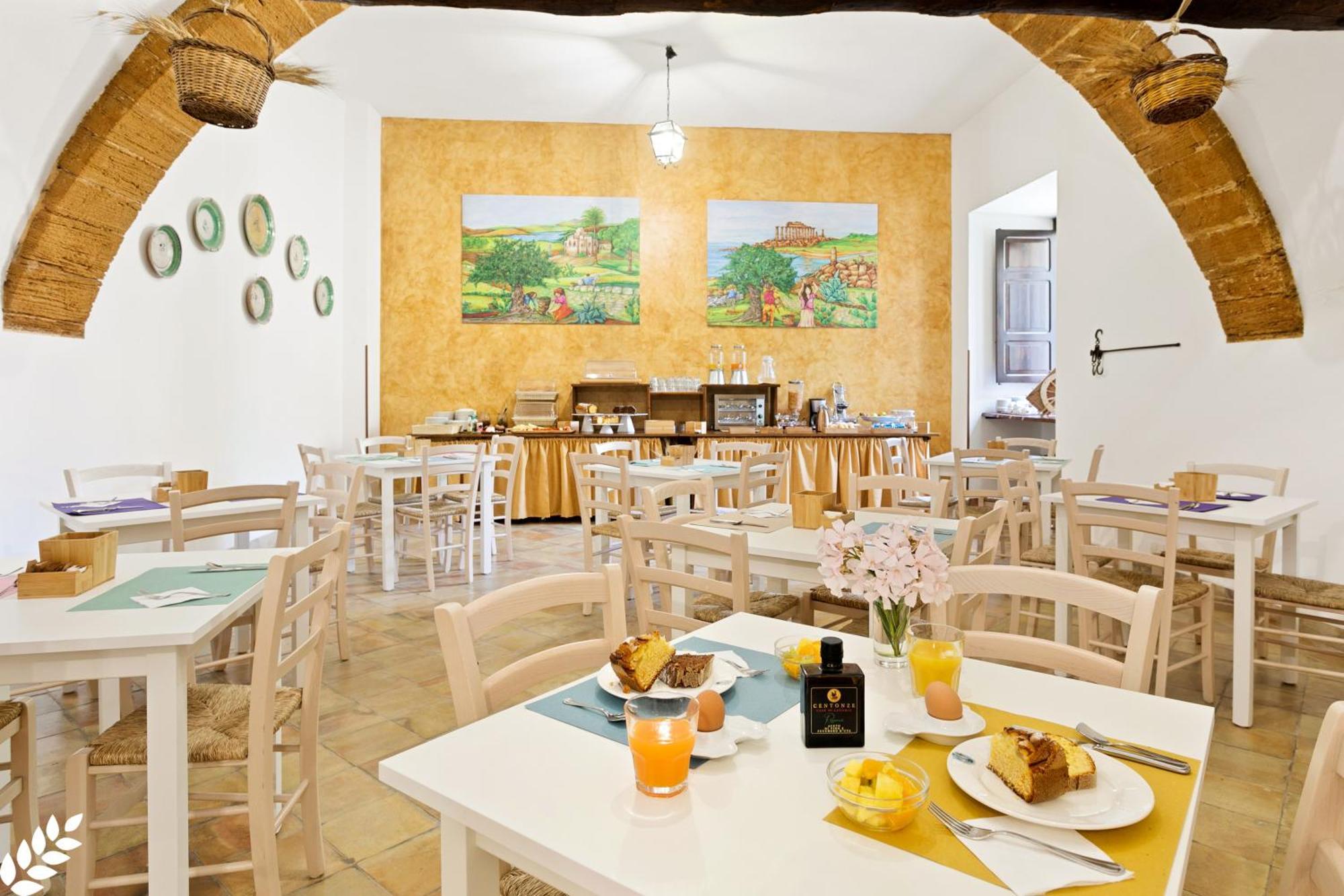 กาเซ ดี ลาโตมี Hotel Castelvetrano ภายนอก รูปภาพ