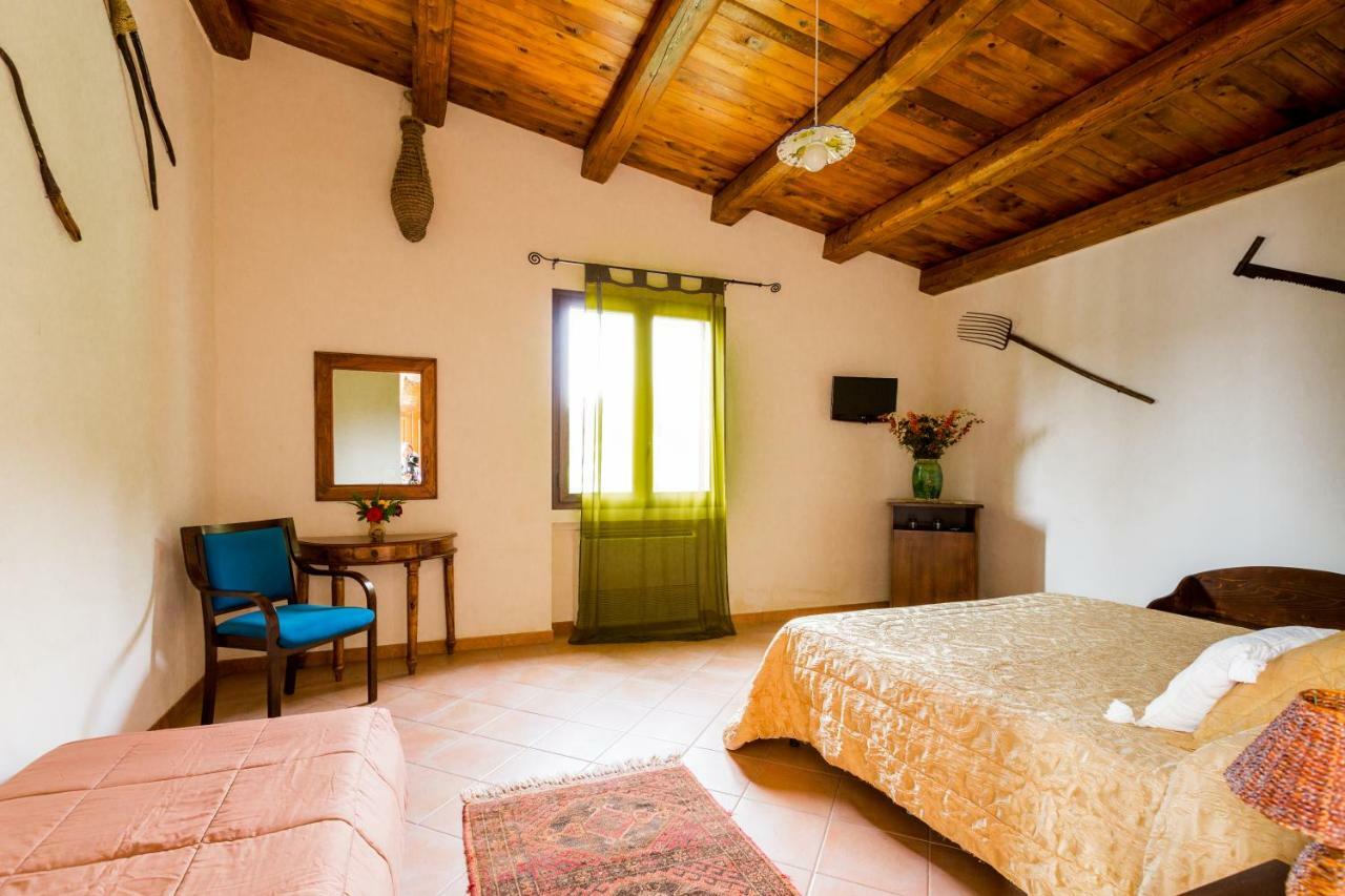 กาเซ ดี ลาโตมี Hotel Castelvetrano ภายนอก รูปภาพ